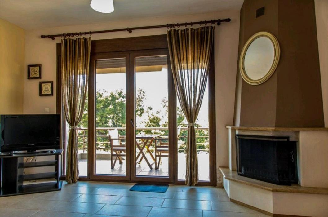 Canal Luxury Apartments Nea Poteidaia Exterior foto